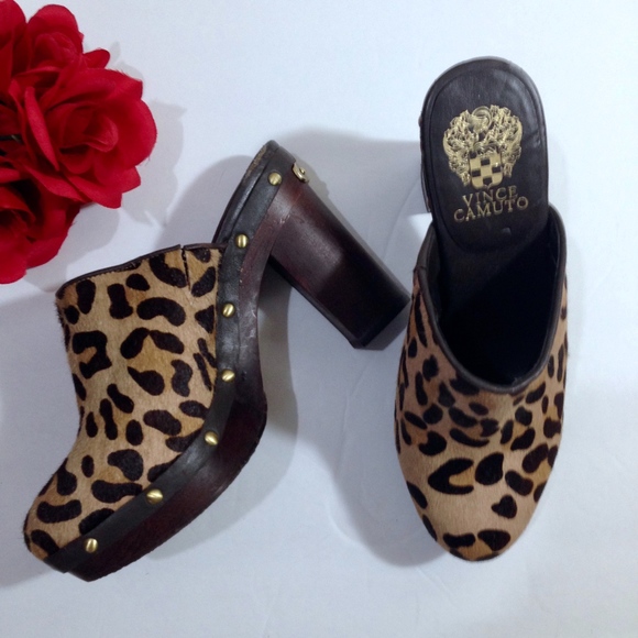 Vince Camuto Shoes - VINCE CAMUTO Leopard Calf Hair Mules Size 7.5